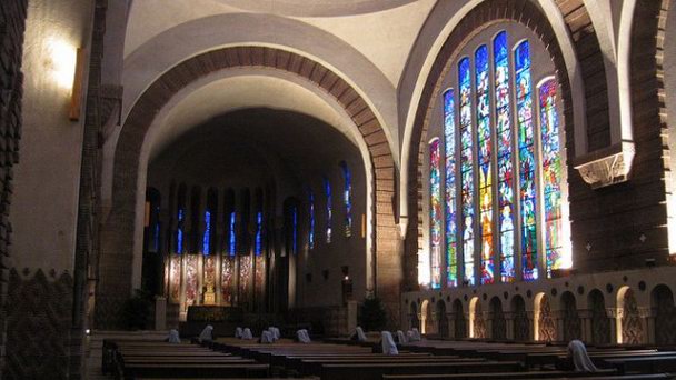 Церковь Сент-Одиль в Париже