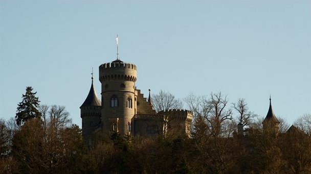 Замок Ландсберг в Дюссельдорфе Замок Ландсберг в Дюссельдорфе