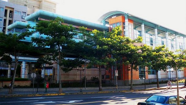 Станция Община Ваньфан в Тайпее