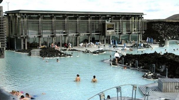 Термальный курорт «Голубая лагуна» в Рейкьявике Термальный курорт «Голубая лагуна» в Рейкьявике