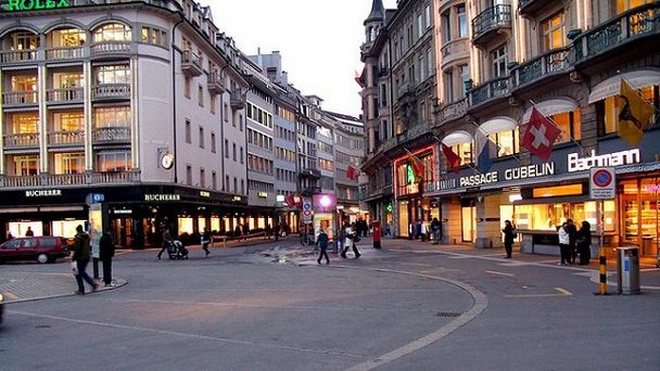 Лебединая площадь Шваненплац в Люцерне