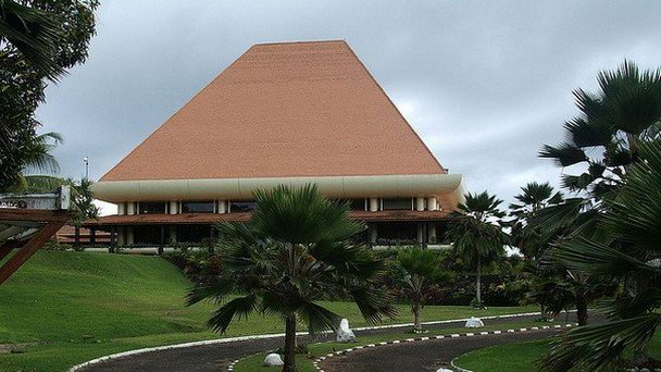 Здание Парламента Фиджи на Вити-Леву