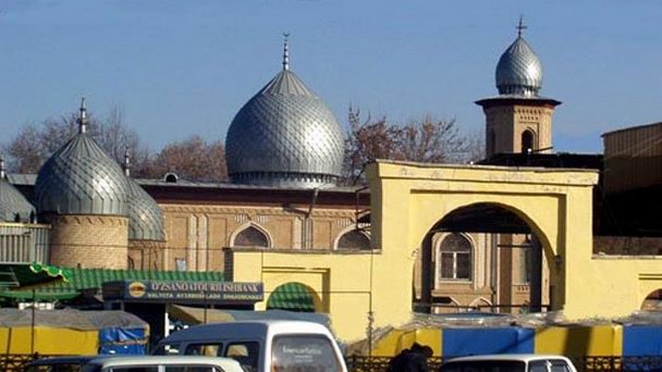 Фархадский дехканский базар в Ташкенте