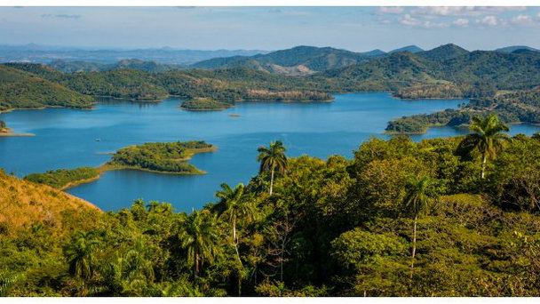 Водохранилище Анабанилья в Сьенфуегосе