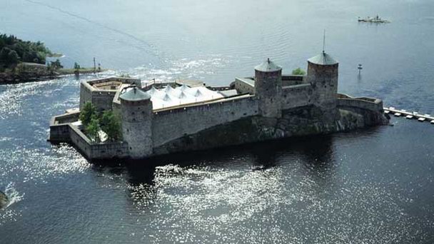 Замок Оланвиллина в Савонлинне