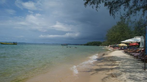 Пляж Атрес в Сиануквиле Пляж Атрес в Сиануквиле
