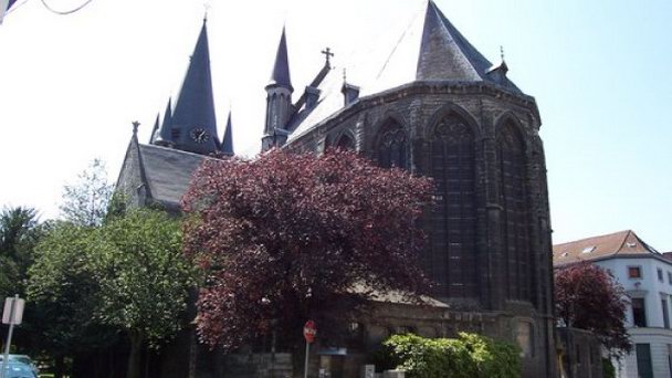 Церковь святого Иакова в Турне в Брюсселе