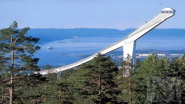 Музей Лыж и Трамплин Холменколлен в Осло