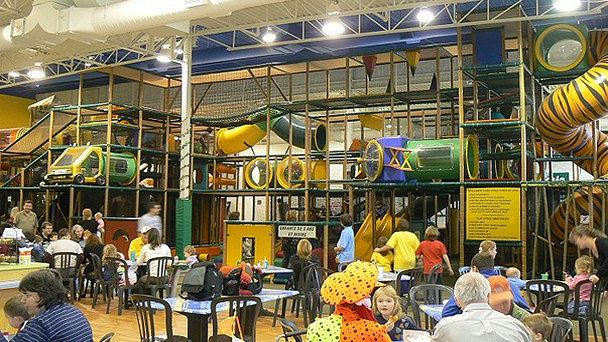 Детский центр развлечений Zig Zag Zoo в Монреале