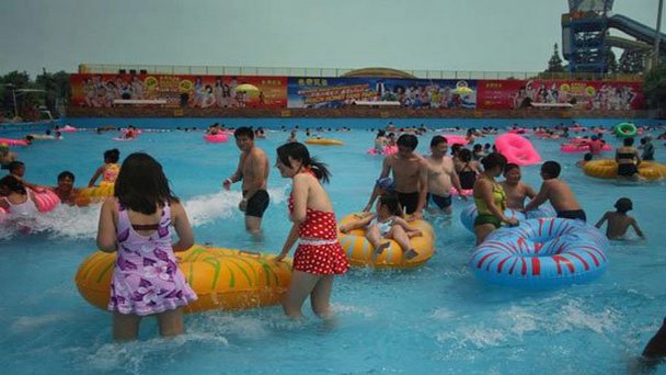 Пляж-аквапарк Дино в Шанхае Пляж-аквапарк Дино в Шанхае