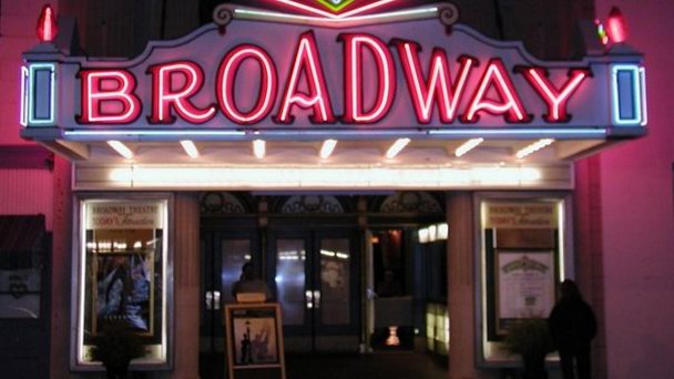 Бродвей в Нью-Йорке