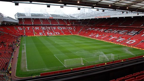 Стадион Олд Траффорд в Англии
