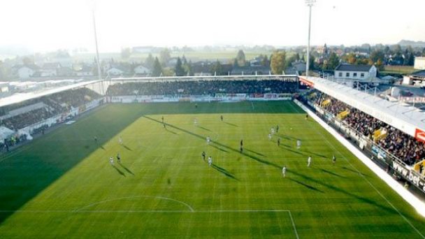 Стадион Кейн Сорген в Линце