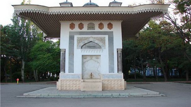 Фонтан Айвазовского в Крыму Фонтан Айвазовского в Крыму