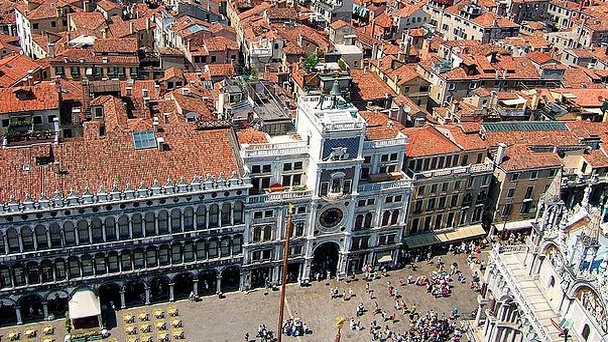 Часовая башня в Венеции