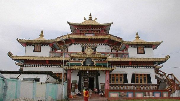 Монастырь Тхарпа Чолинг в Гангтоке