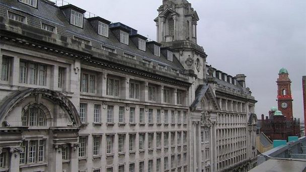 Здание Сент-Джеймс в Англии