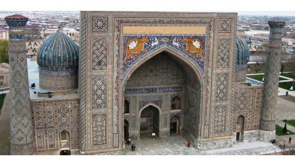 Медресе Шердор в Самарканде