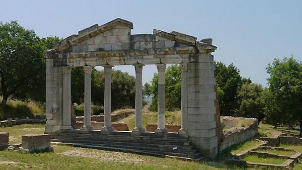 Руины античной Аполлонии во Влере Руины античной Аполлонии во Влере