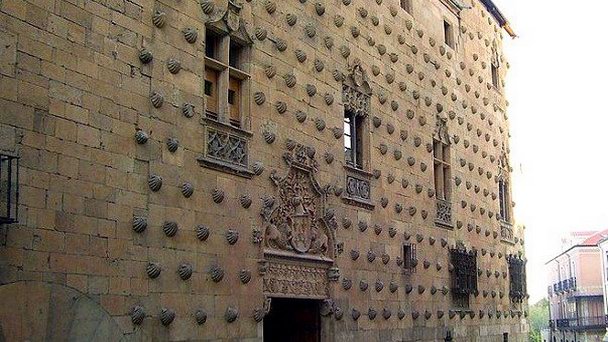 Ракушечный дом в Леоне