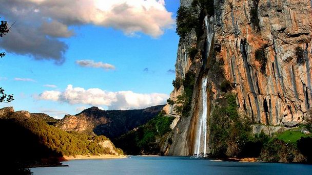 Водопад в Ущелье Ада на Канарских островах