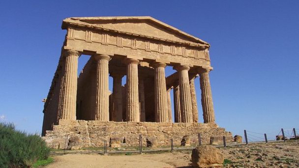 Долина храмов в Агридженто в Сицилии