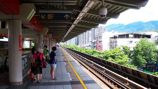 Станция Миндэ в Тайпее