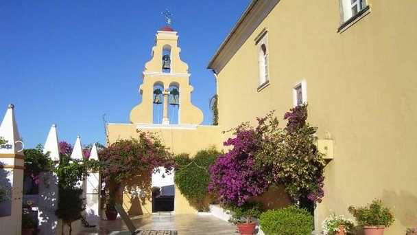 Монастырь Зоодуху Пигис на Керкире