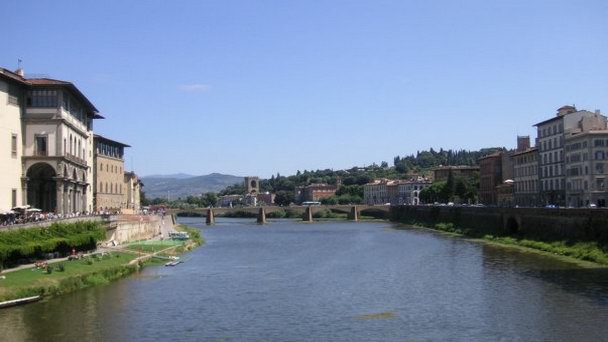 Набережная реки Арно в Флоренции