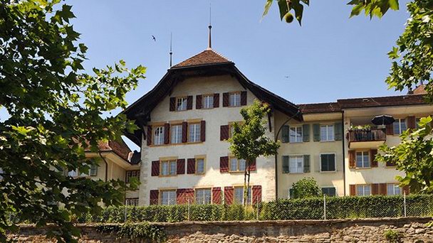 Замок Арберг в Берне