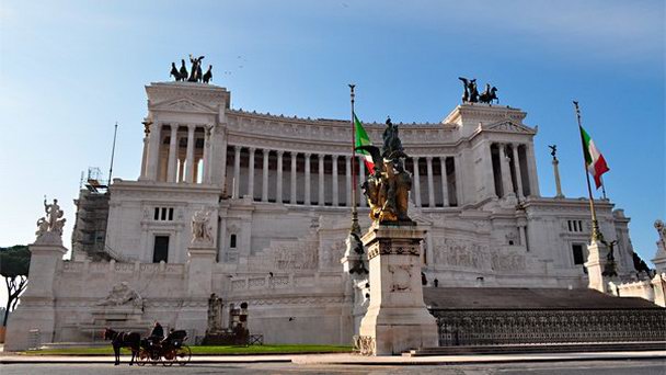 Алтарь Отечества в Риме