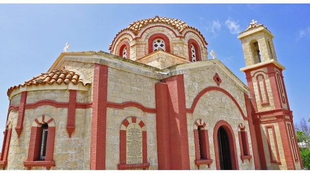 Церковь Святого Георгия вблизи отеля St.Goerge_Пафос