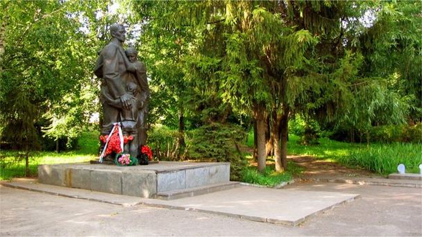 Памятник Проводы в Пензе