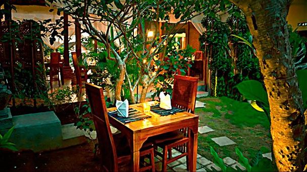 Ресторан Joglo & Bar на Бали
