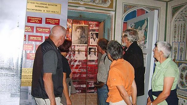 Мемориальный дом-музей Файзуллы Ходжаева Бухара