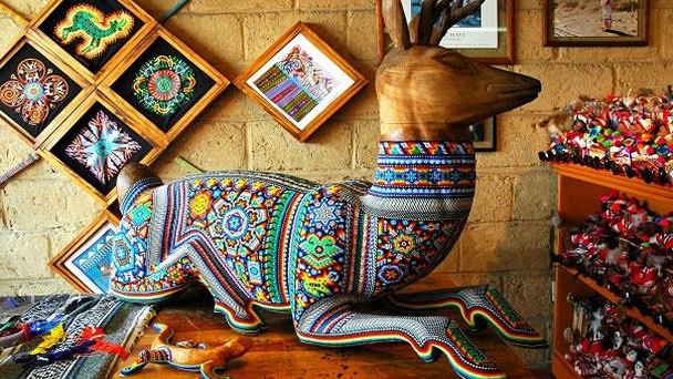 Магазин Huichol Collection в Лос-Кабосе