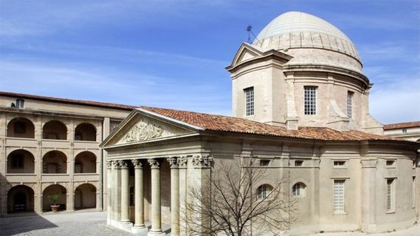 Архитектурный комплекс Вьей Шарите в Марселе