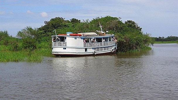 Озеро Maica в Ангре Озеро Maica в Ангре