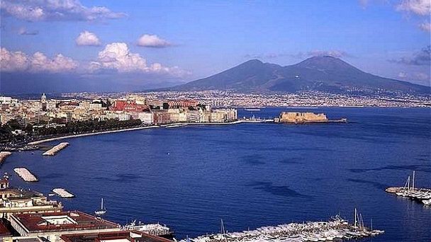 Неаполитанский залив (фото)