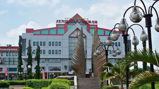 Торговый центр Jembatan Merah Plaza на Яве