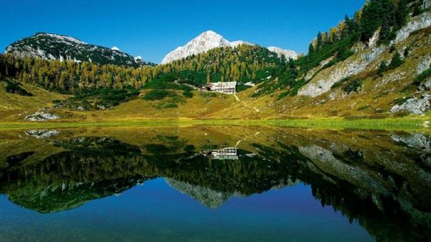 Озеро Фунтензе в Баварии Озеро Фунтензе в Баварии