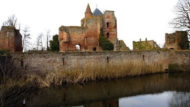 Замок Батенштайн в Утрехте Замок Батенштайн в Утрехте