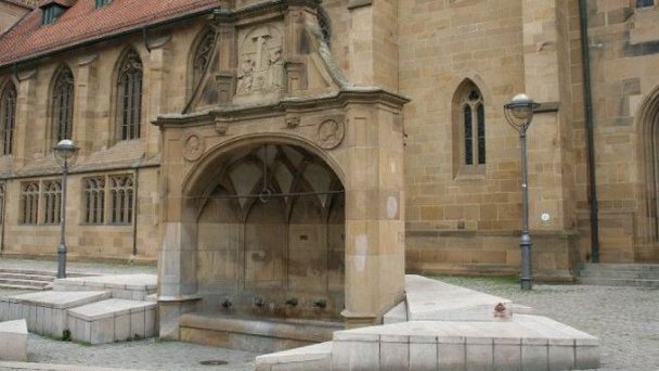 Фонтан Зибенрёренбруннен в Баден-Вюртемберге