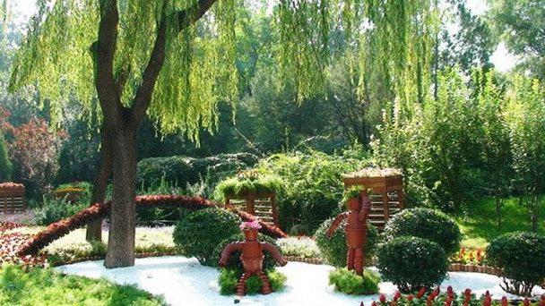 Парк Qingnianhu в Пекине