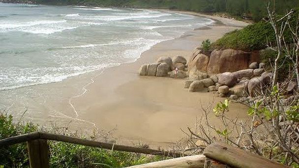 Пляж Ouvidor в Санта-Катарине