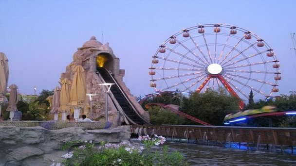 Алу Фан Парк в Афинах