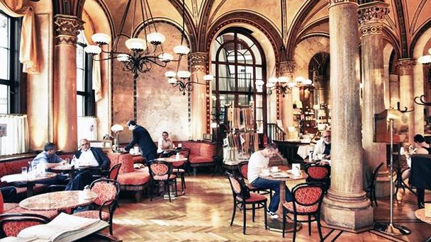 Центральное кафе в Малаге