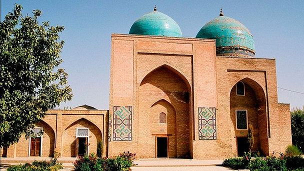 Мавзолей Гумбази-Сейидан в Шахрисабзе Мавзолей Гумбази-Сейидан в Шахрисабзе