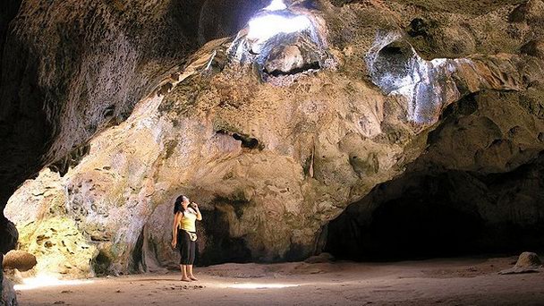 Пещера Хулиба на Арубе Пещера Хулиба на Арубе