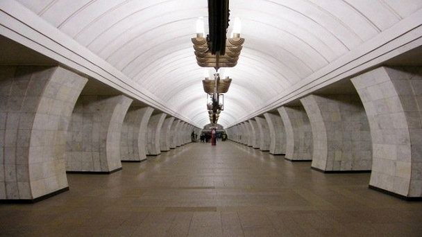 Станция метро Чеховская в Москве